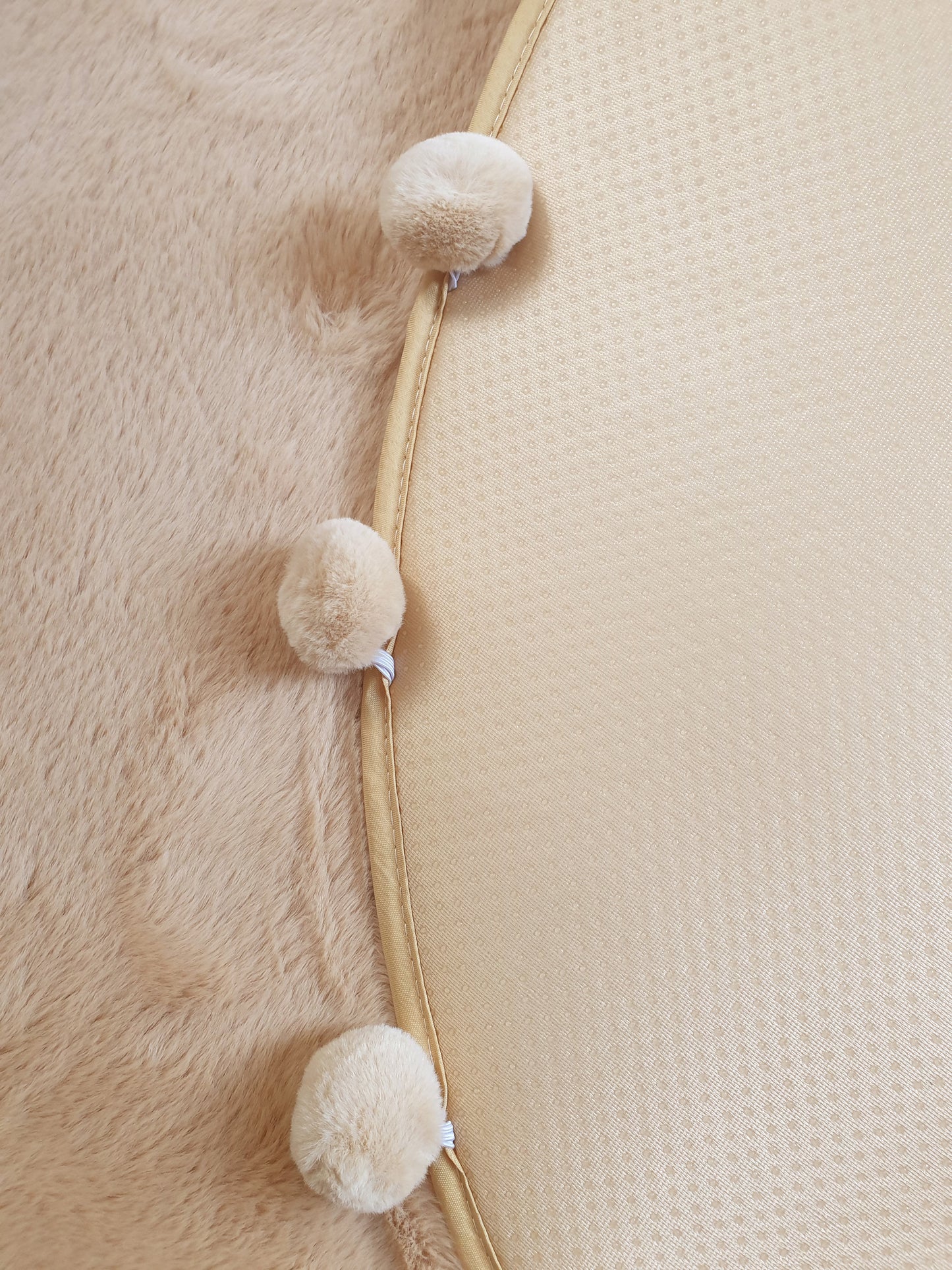 Pom Pom Rug Round Faux Fur Rug Carpet Mat
