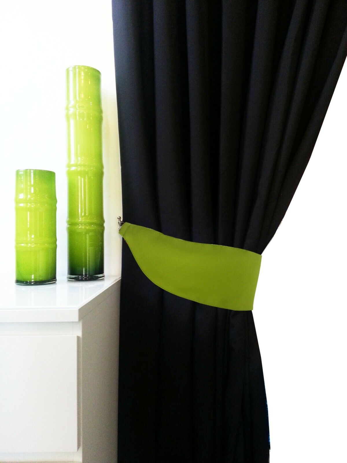 Eyelet curtains Ring Top Fully Lined Pair Ready made curtains 3 Tone Green Tie Backs