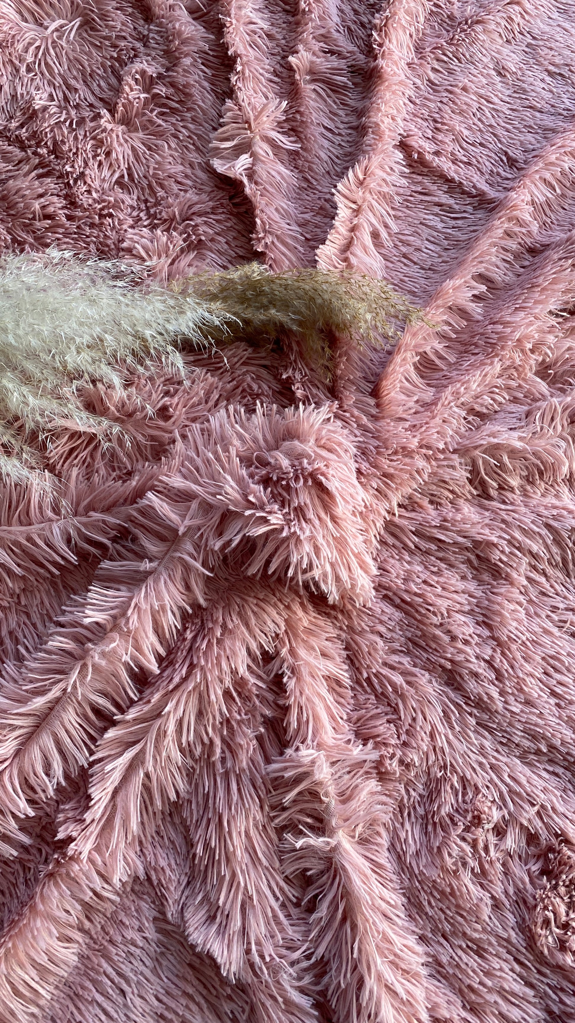 Large Throws Blanket Cuddly Faux Fur Throw over 150cm x 200cm Pink